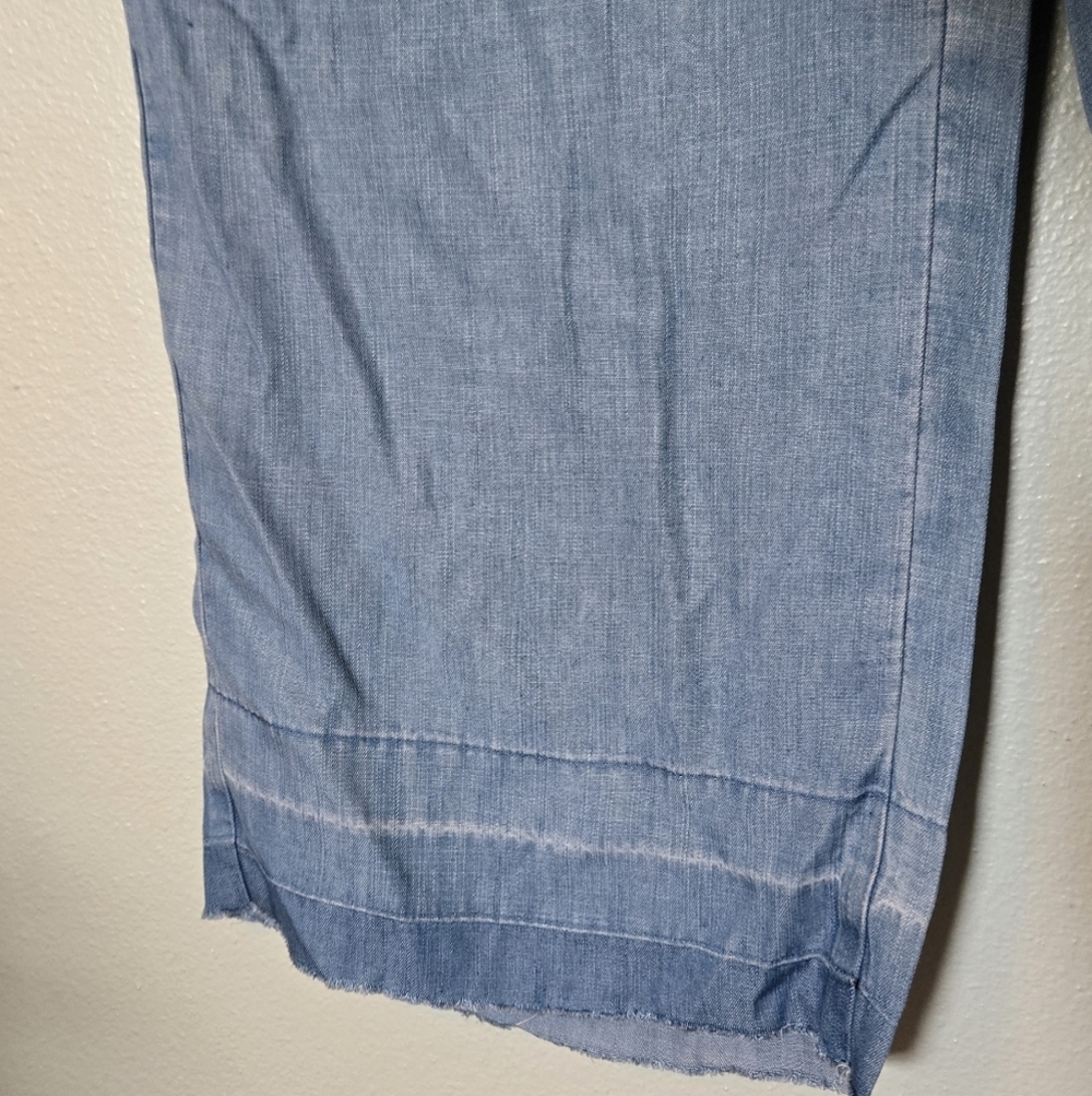 Cloth & Stone | Women's Wide Leg Light Wash Chambray Breezy Pants Size Medium - Picture 6 of 10